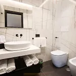 B&B Luna Gallery 4*