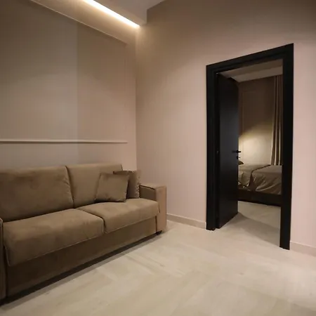 Luna Gallery 4*
