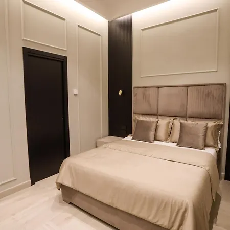 Luna Gallery فندق مبيت وإفطار