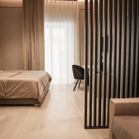 Luna Gallery نابولي