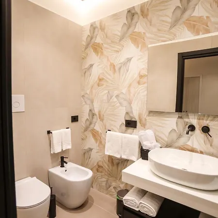 Luna Gallery فندق مبيت وإفطار نابولي