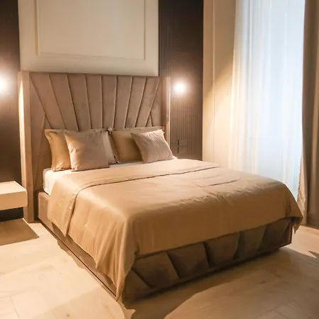 فندق مبيت وإفطار Luna Gallery نابولي