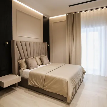 Luna Gallery Bed & Breakfast 4*
