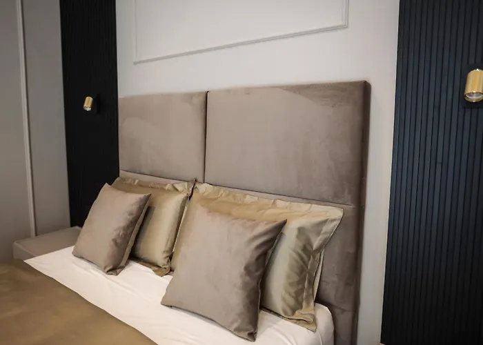 Luna Gallery נאפולי